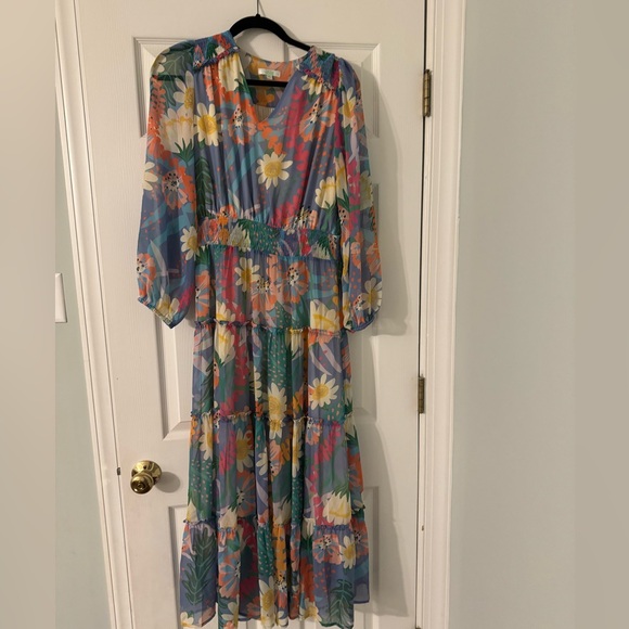 Jade flower dress. Great for spring and summer! - Picture 1 of 2